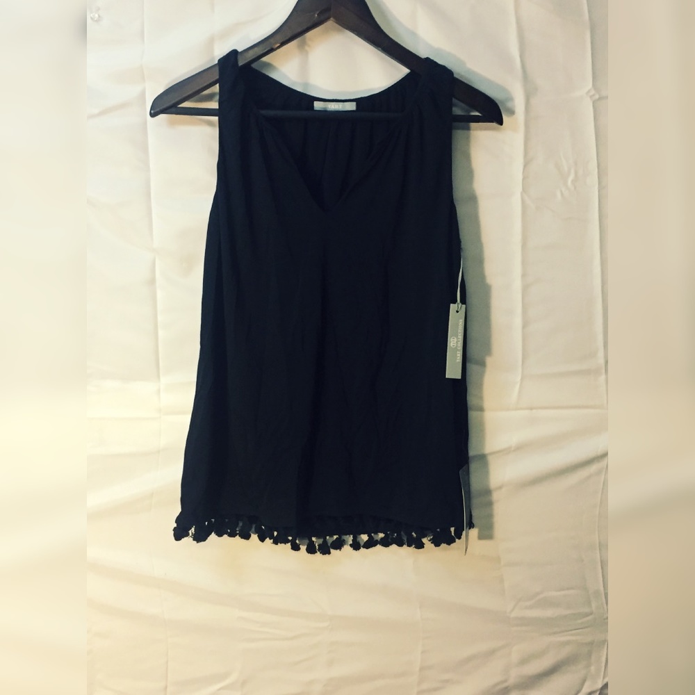 top - Picture 2 of 2